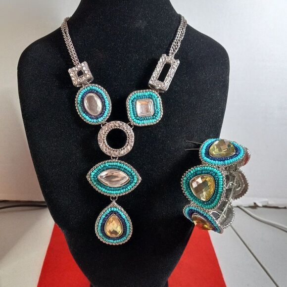 Erica Lyons Statement Necklace and Stretch Bracelet Granny Chic - Picture 1 of 8
